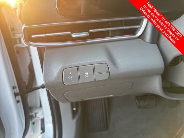 Used 2024 Hyundai Elantra SEL image 16