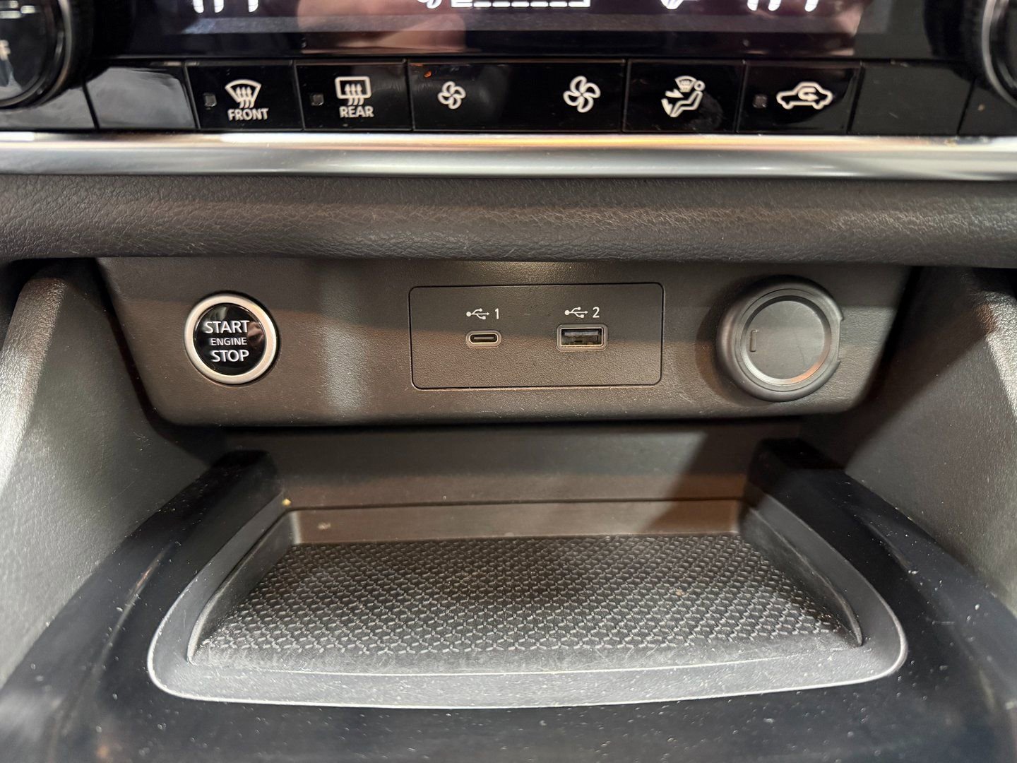 Used 2022 Nissan Rogue SV image 14