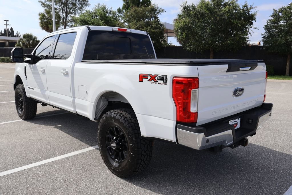 Used 2018 Ford F250 Lariat w/ Lariat Value Package AWD/4WD image 11