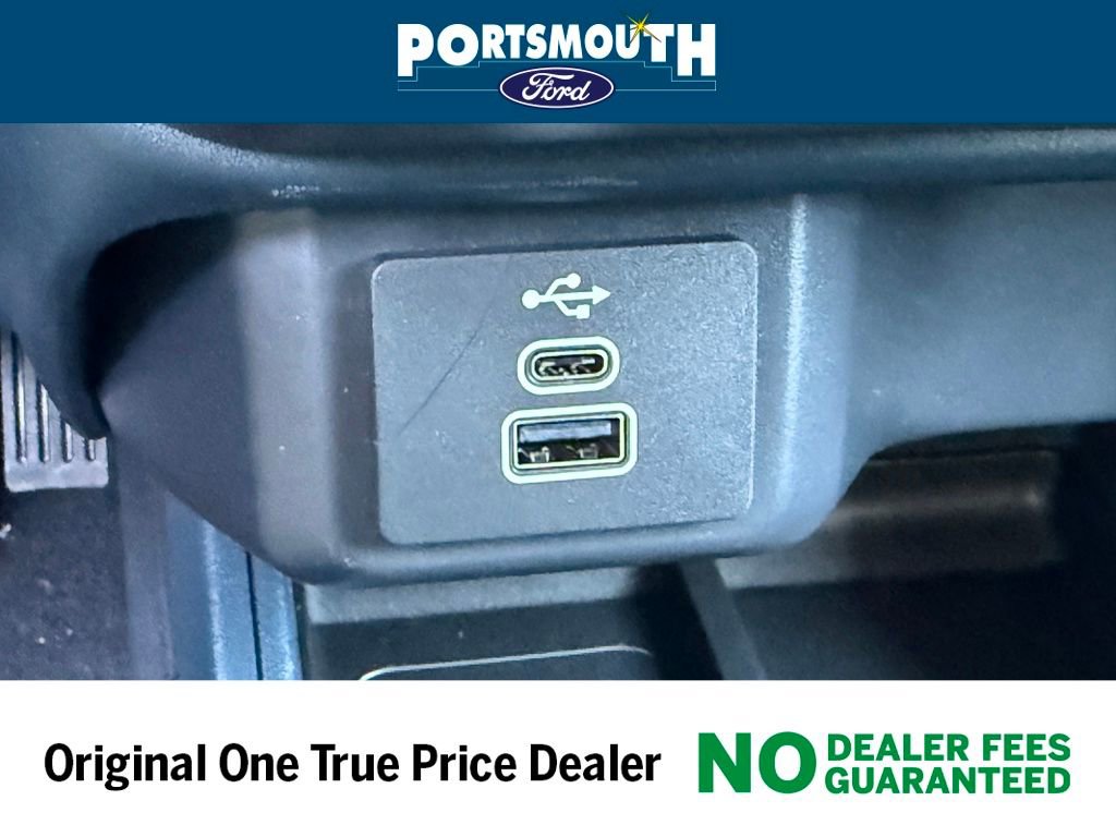 New 2025 Ford Maverick XL w/ Equipment Group 101A image 11