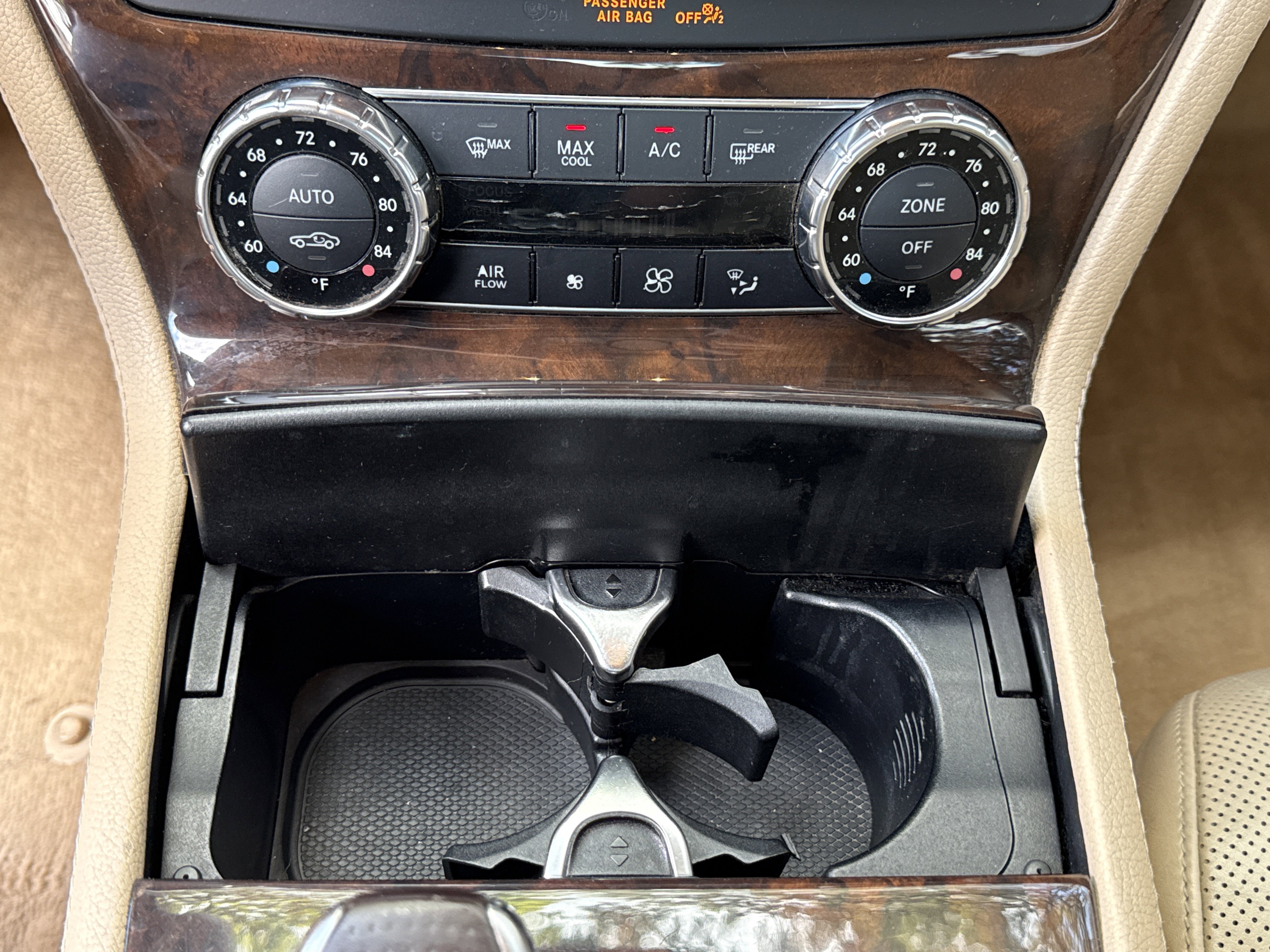 Used 2013 Mercedes-Benz SL 550 image 18