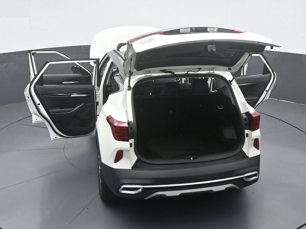 Used 2023 Kia Seltos S FWD image 62
