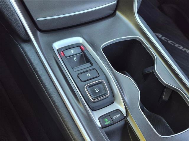 Used 2022 Honda Accord Touring image 11