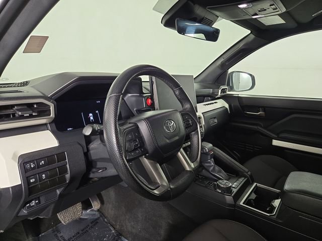 Used 2024 Toyota Tacoma TRD Off-Road AWD/4WD image 15