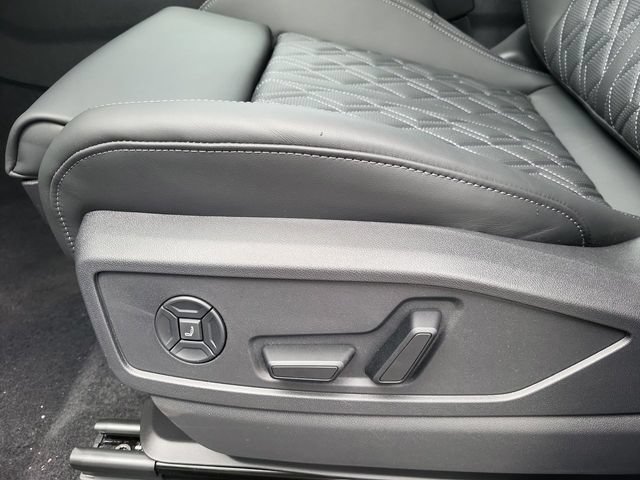 New 2026 Audi SQ5 Premium Plus AWD/4WD image 12