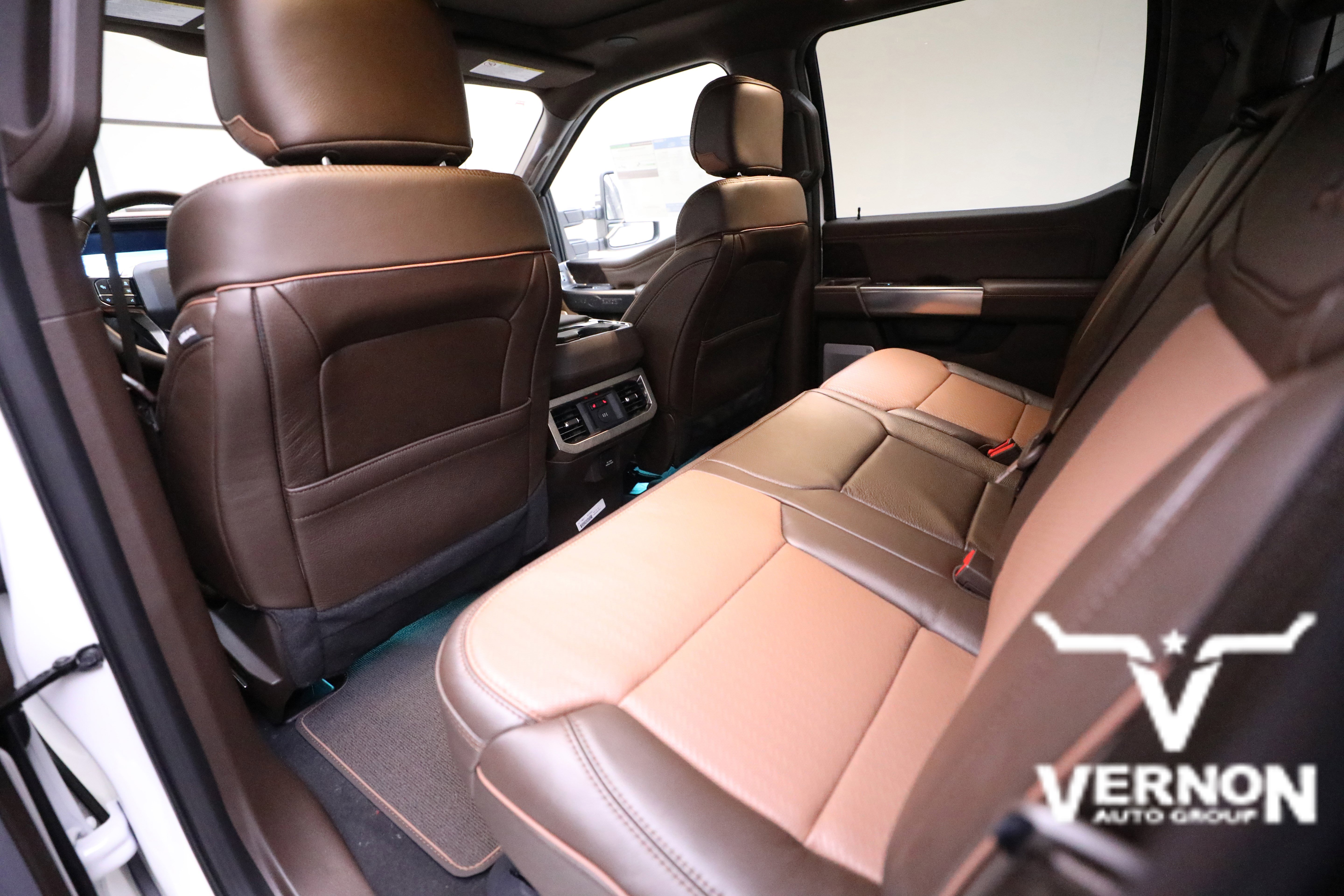 New 2026 Ford F250 King Ranch w/ Tremor Off-Road Package image 9