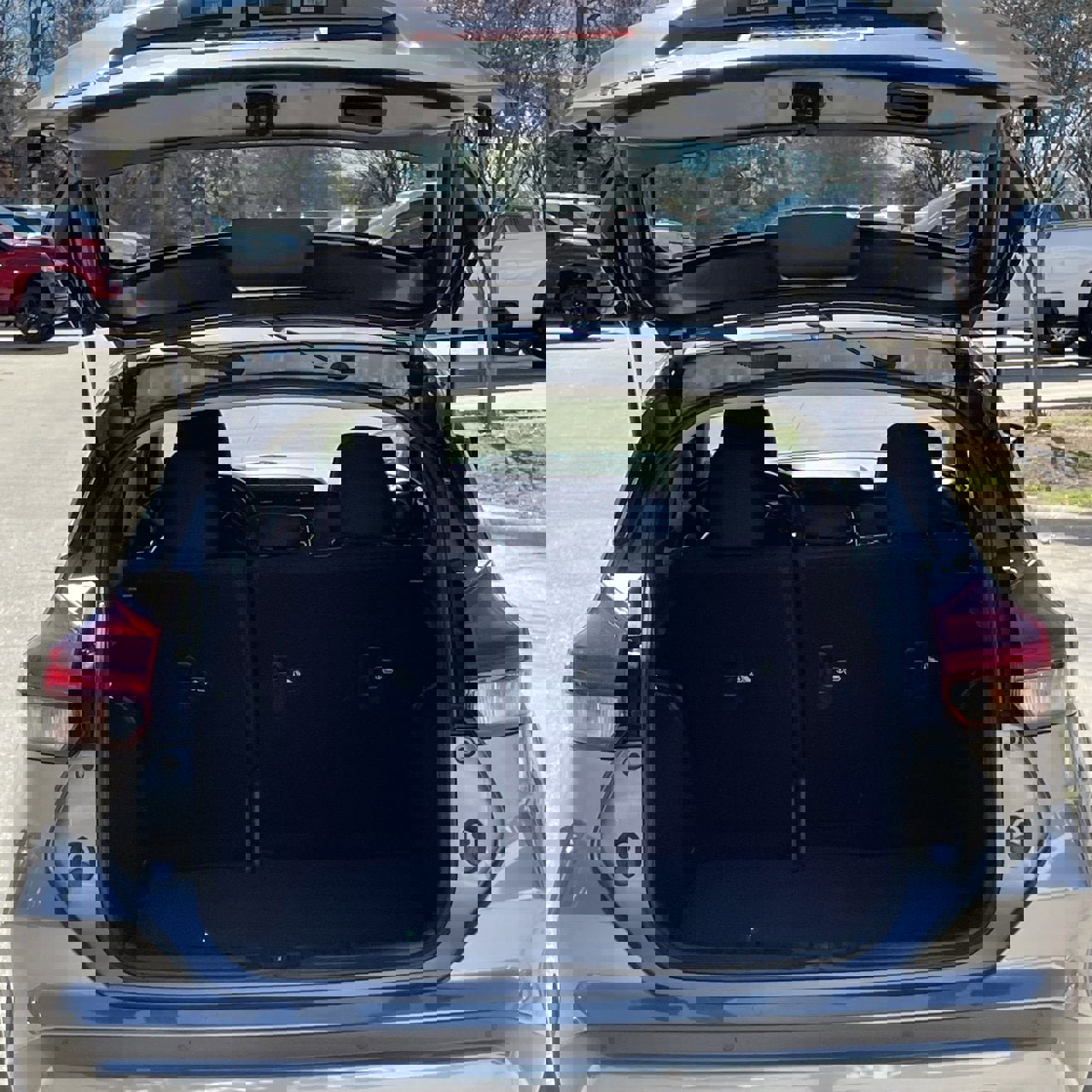 Used 2024 Nissan Kicks S image 25