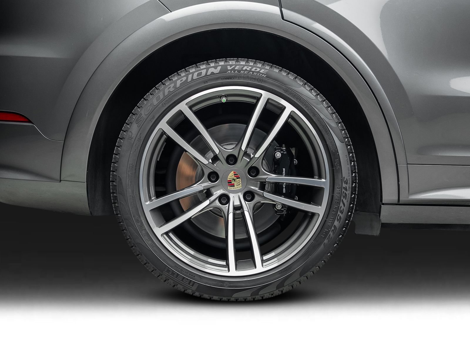 Used 2023 Porsche Cayenne Turbo AWD/4WD image 29