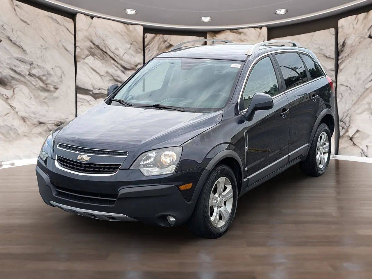 Used 2015 Chevrolet Captiva Sport LS FWD image 3