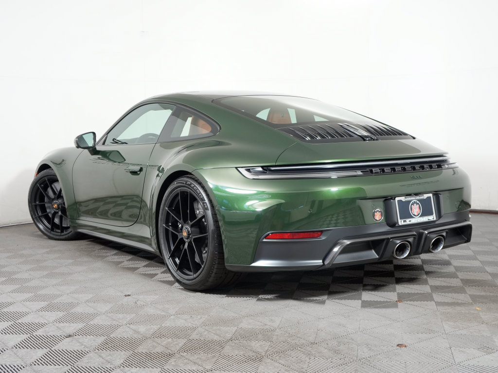 New 2026 Porsche 911 Carrera GTS RWD image 3