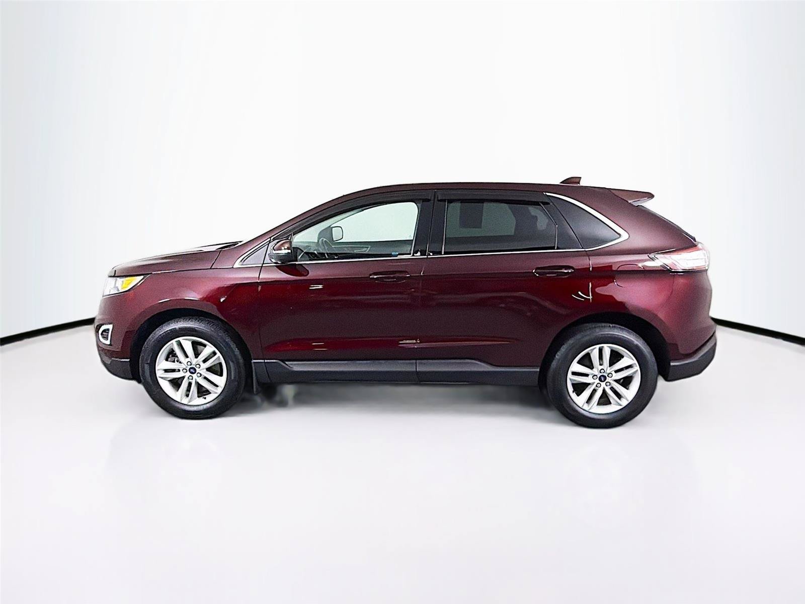 Used 2017 Ford Edge SEL w/ Equipment Group 201A AWD/4WD image 8