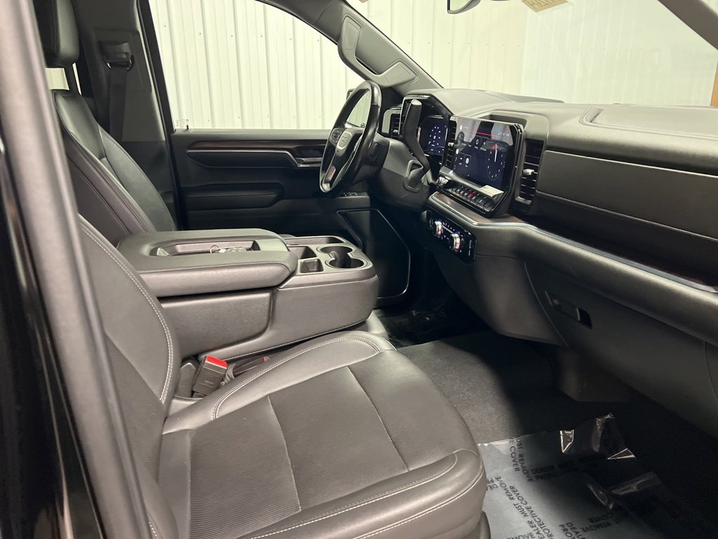 Certified 2022 GMC Sierra 1500 SLT image 8