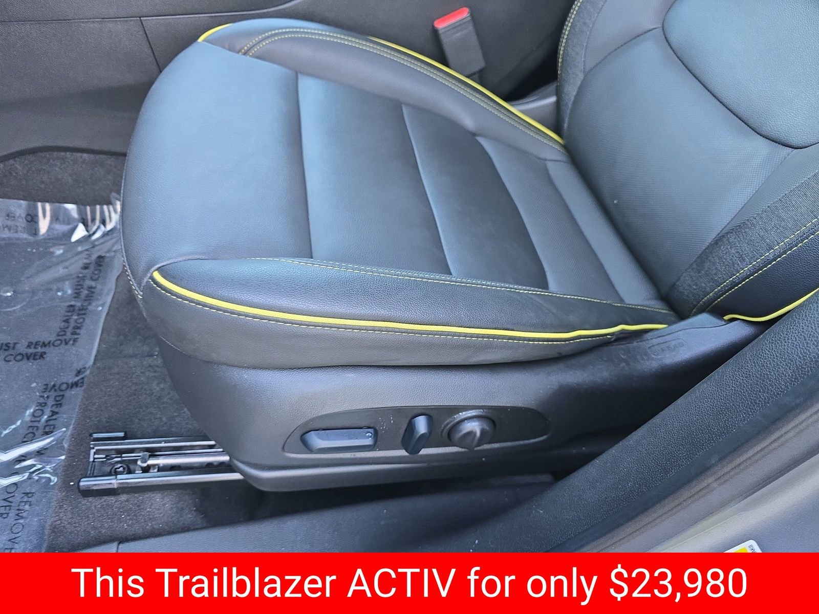 Used 2024 Chevrolet TrailBlazer ACTIV w/ Driver Confidence Package image 33