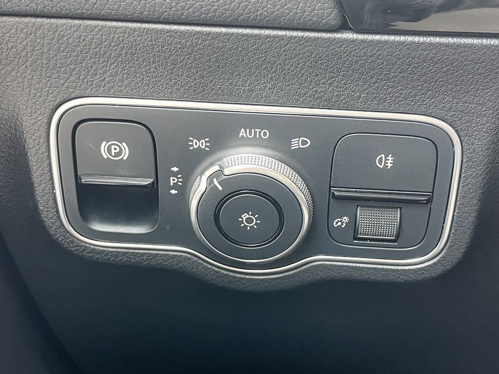 Used 2023 Mercedes-Benz GLA 250 image 45