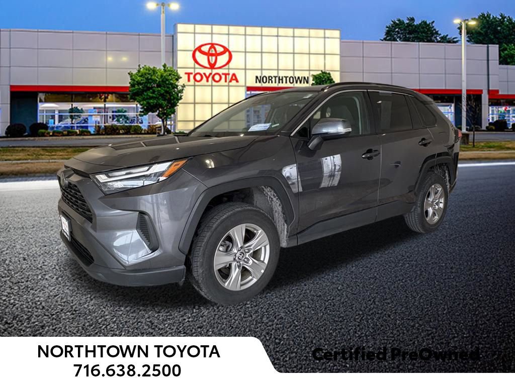 Used 2024 Toyota RAV4 XLE AWD/4WD image 1