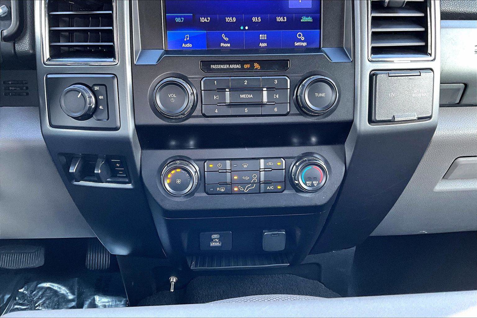 Used 2021 Ford F250 XLT AWD/4WD image 32