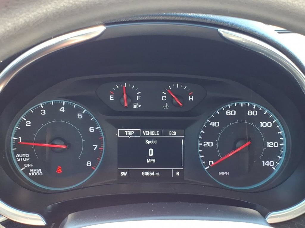 Used 2021 Chevrolet Malibu LT FWD image 23