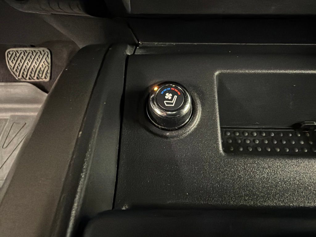 Used 2023 Nissan Titan Platinum Reserve w/ Off Road Protection Package AWD/4WD image 15