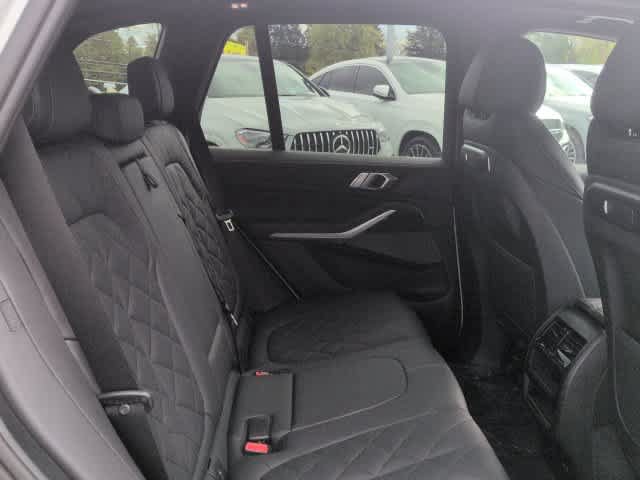 Used 2026 BMW X5 xDrive40i AWD/4WD image 21
