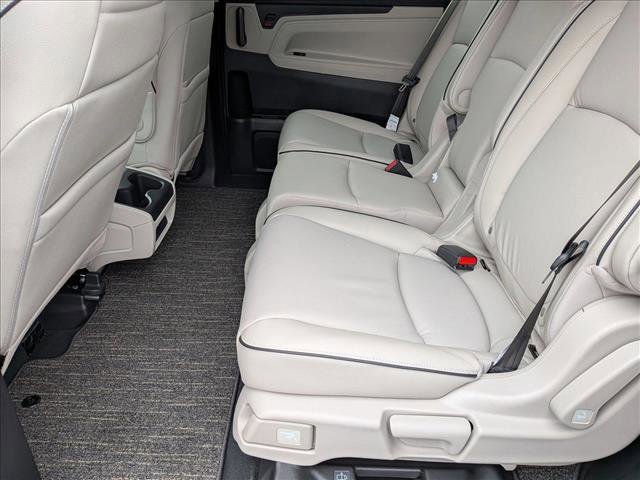New 2026 Honda Odyssey Touring image 15