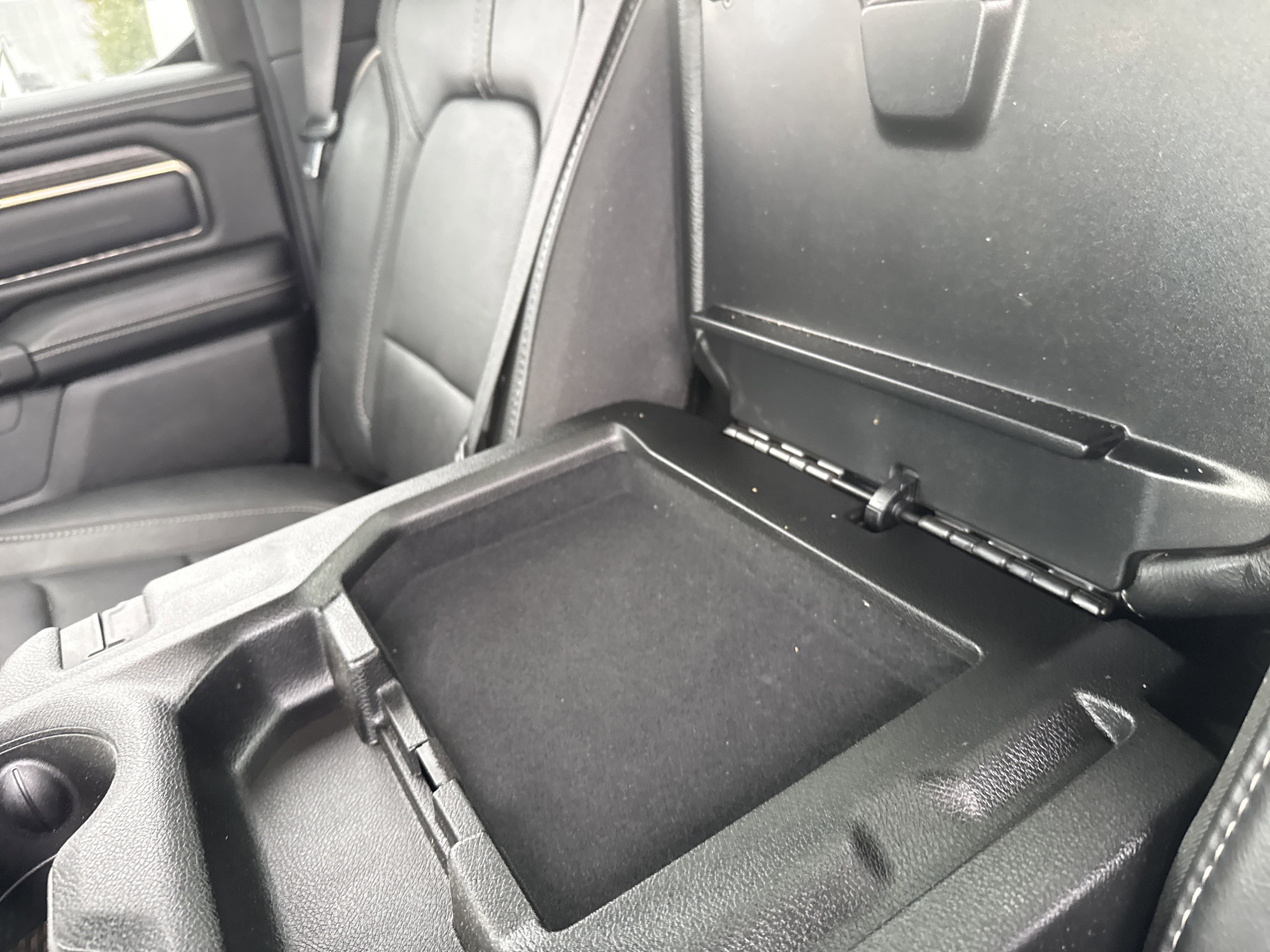 Used 2020 RAM 1500 Limited image 13