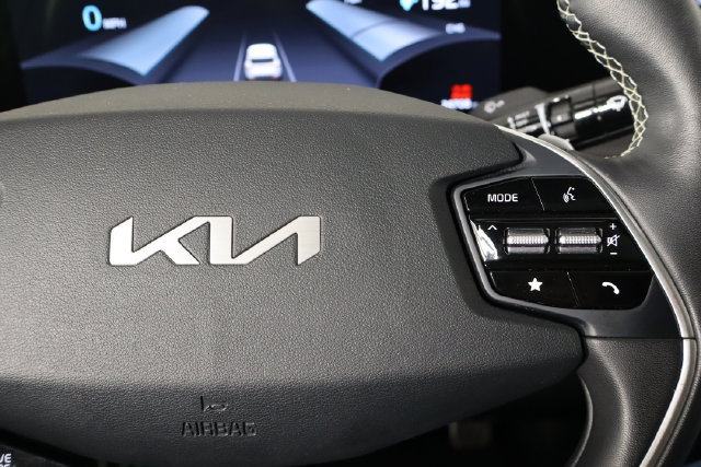Used 2023 Kia EV6 GT-Line AWD/4WD image 10