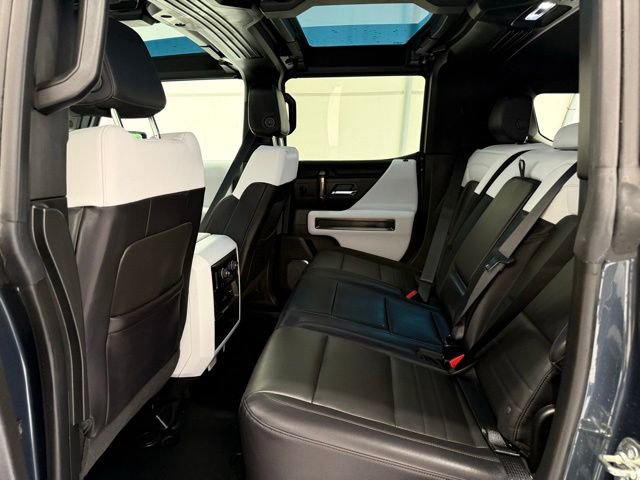 Used 2025 GMC Hummer EV 2X AWD/4WD image 18