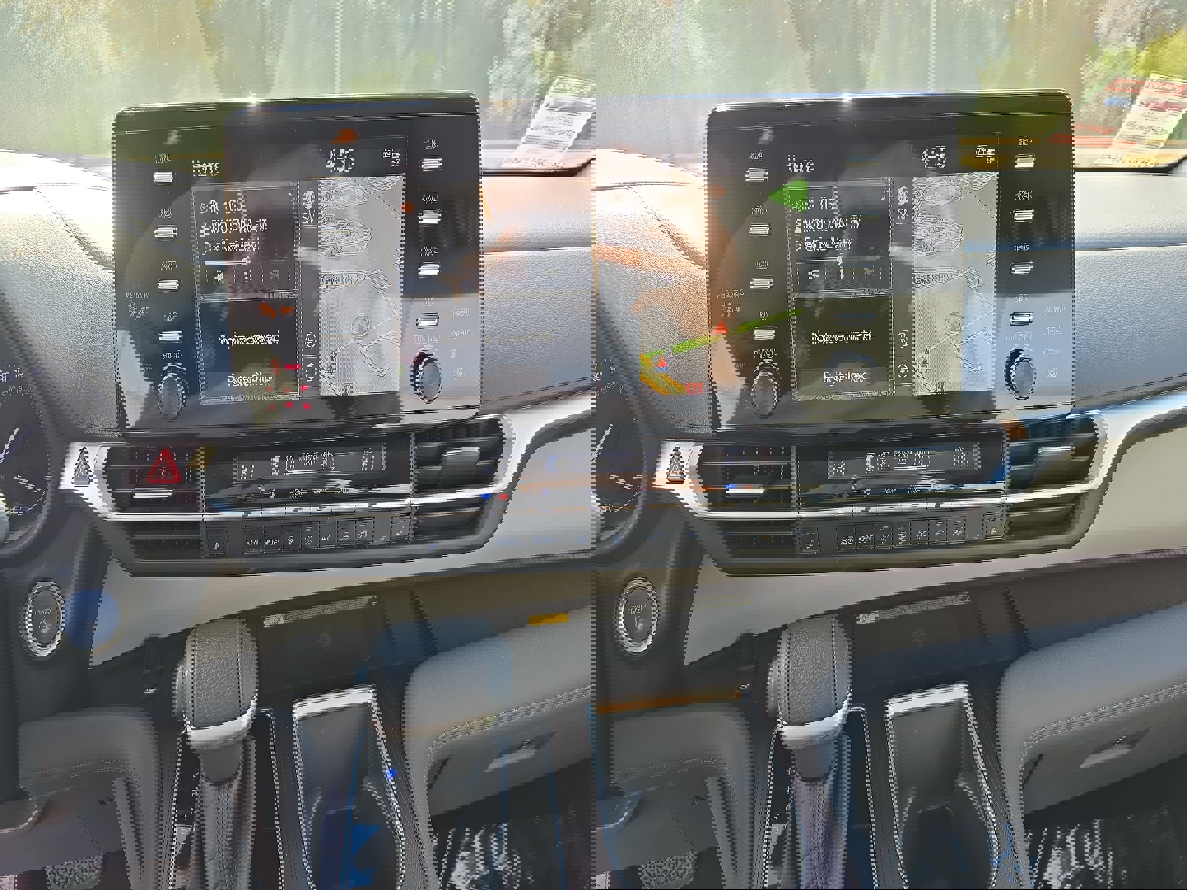 Used 2021 Toyota Sienna XLE w/ XLE Plus Package image 21