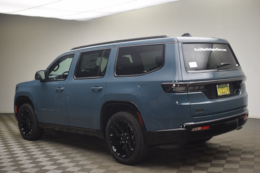 New 2026 Jeep Grand Wagoneer Limited AWD/4WD image 13