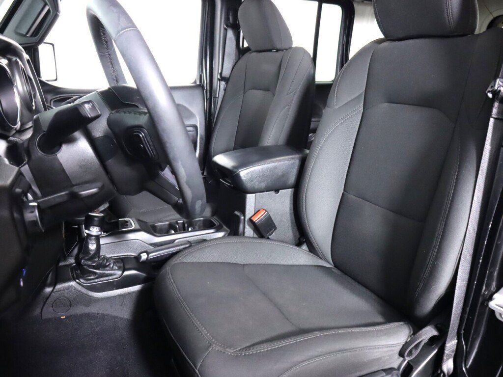 Used 2023 Jeep Wrangler Unlimited w/ Cold Weather Group AWD/4WD image 29