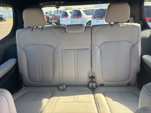 New 2026 Jeep Grand Wagoneer 2WD image 11