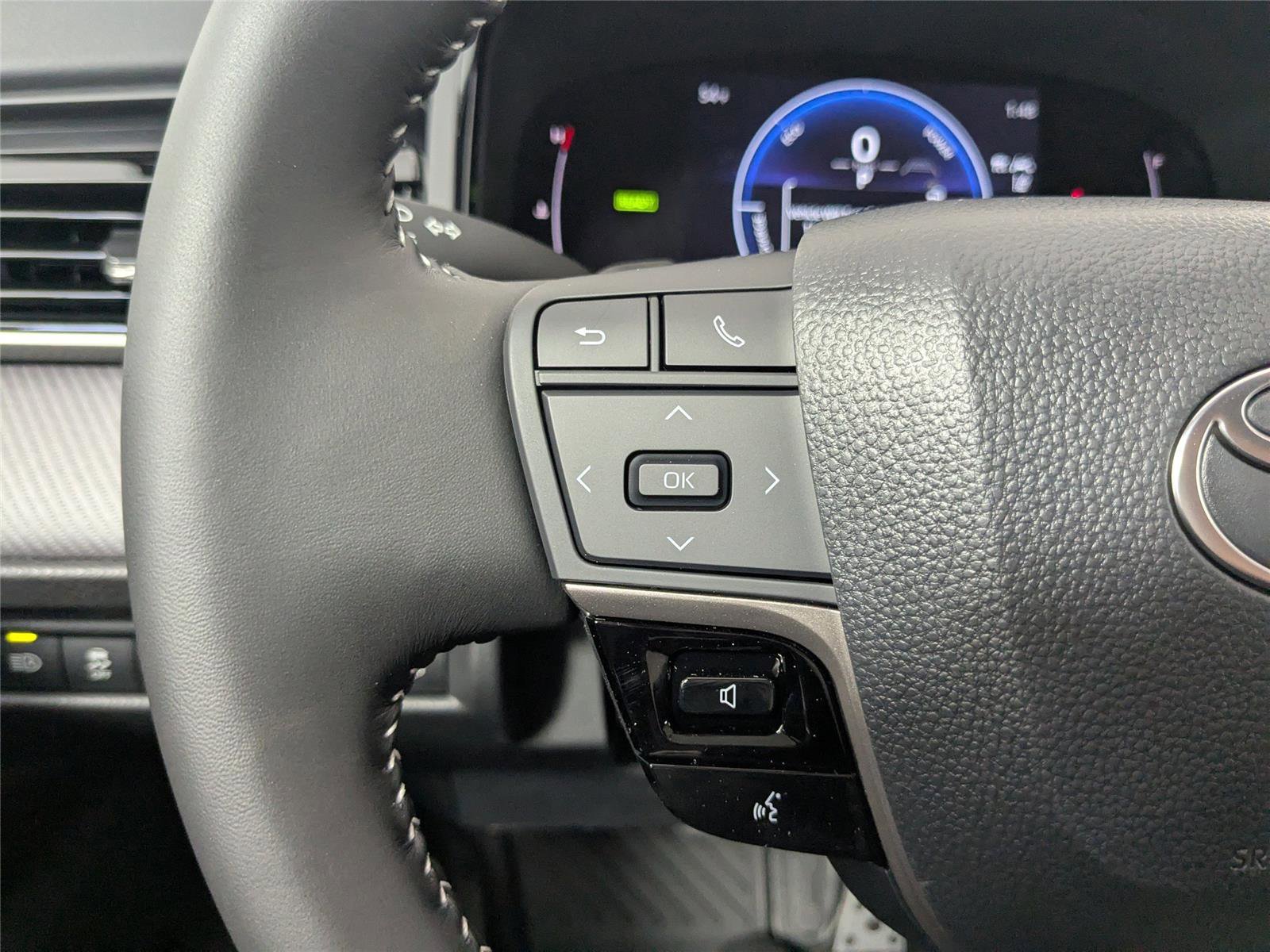 New 2026 Toyota Camry SE image 13