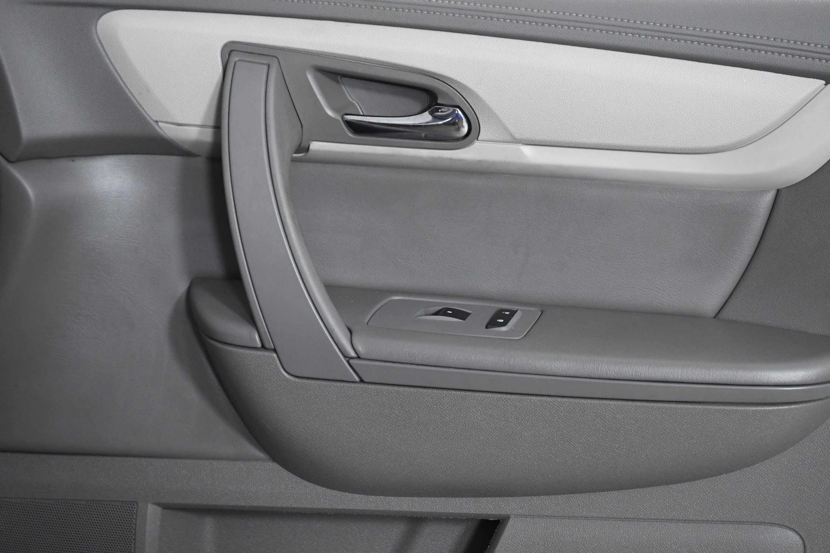 Used 2017 Chevrolet Traverse LS image 29