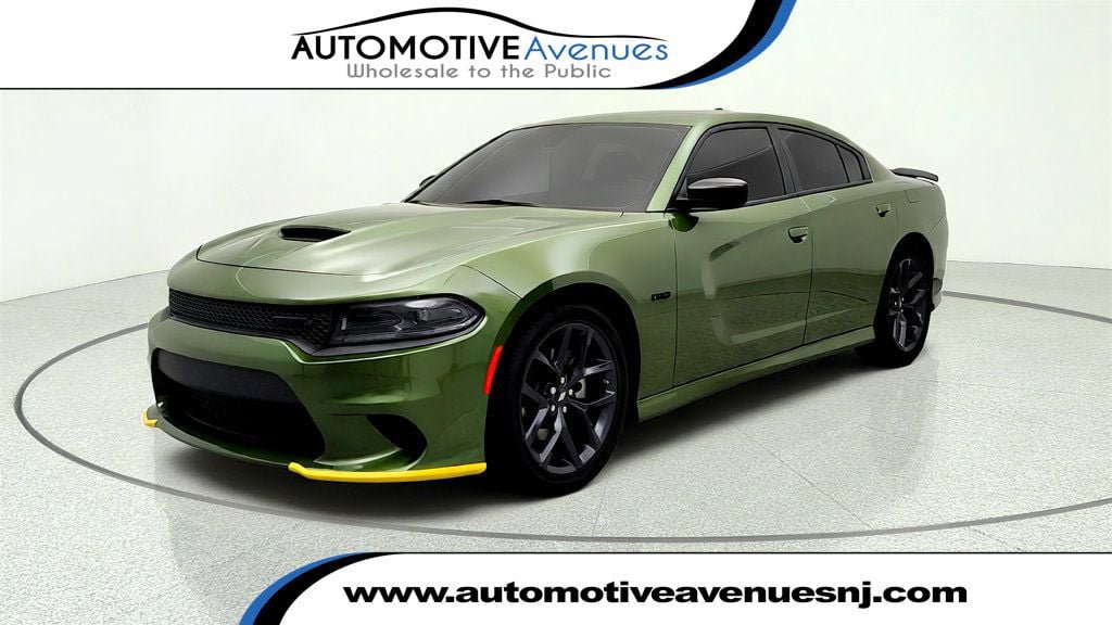 Used 2023 Dodge Charger R/T w/ Blacktop Package RWD image 1