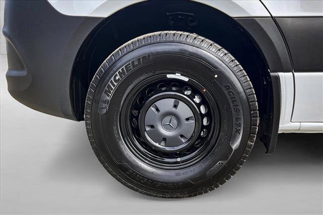 Used 2026 Mercedes-Benz Sprinter 2500 image 21