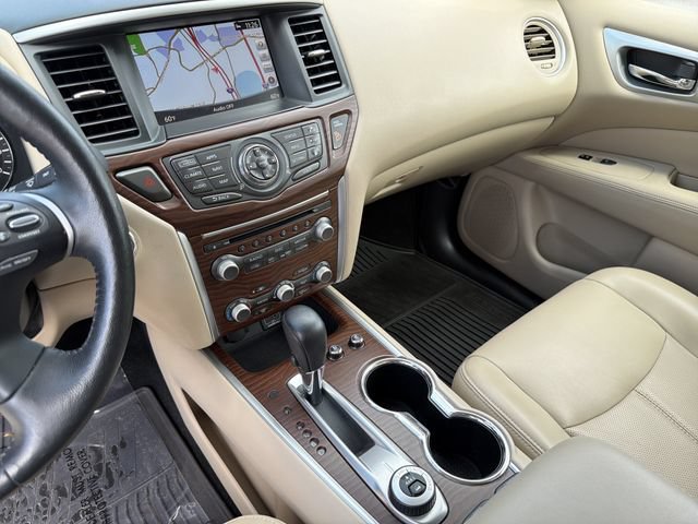 Used 2020 Nissan Pathfinder Platinum AWD/4WD image 28