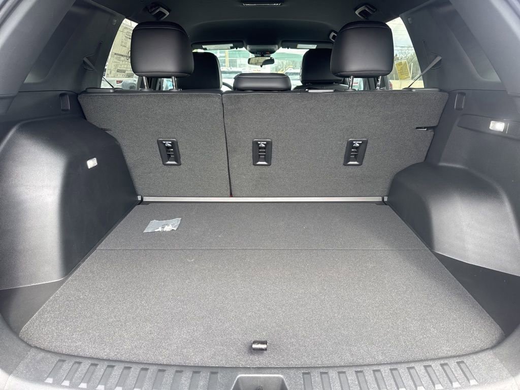 New 2026 GMC Terrain Elevation w/ Elevation Premium Package AWD/4WD image 5