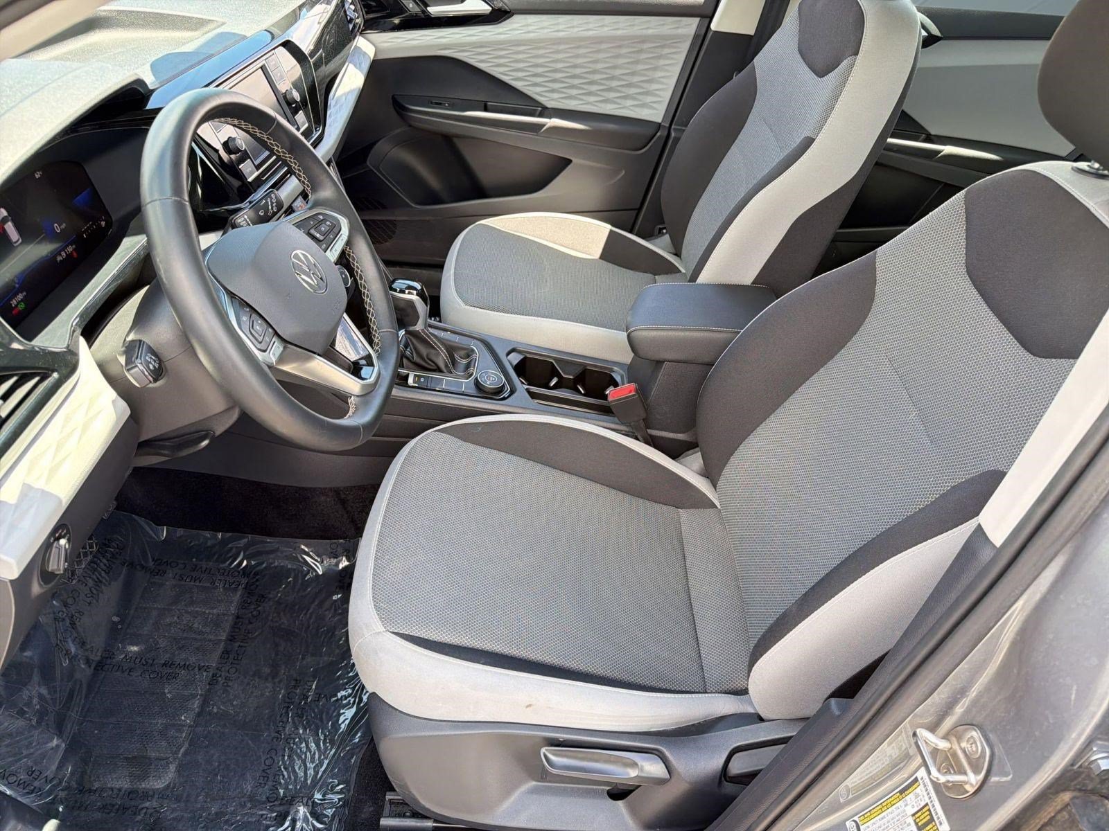 Used 2023 Volkswagen Taos S w/ Driver Assistance Package AWD/4WD image 5