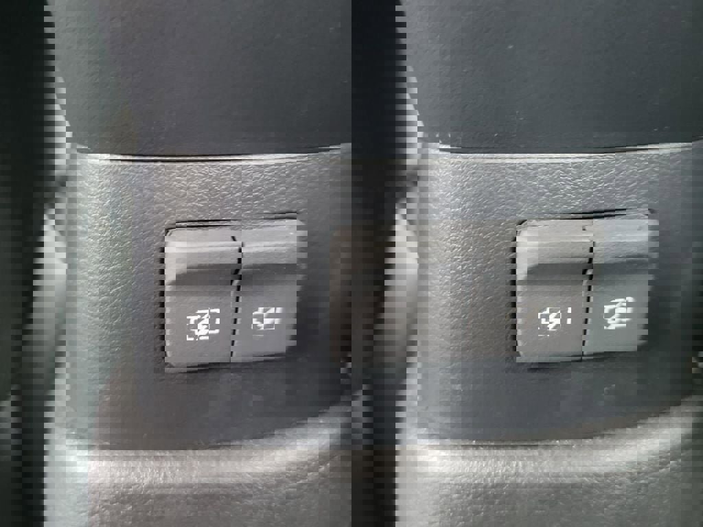 Used 2023 Nissan Versa SV image 25