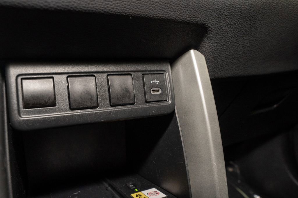 Used 2023 Toyota Corolla Cross LE image 13