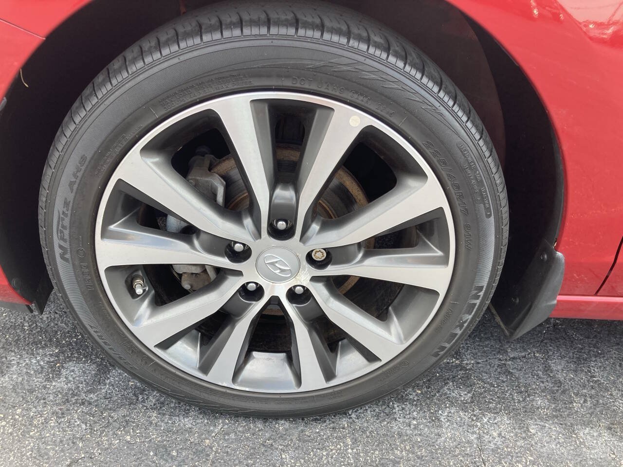 Used 2020 Hyundai Elantra GT FWD image 29