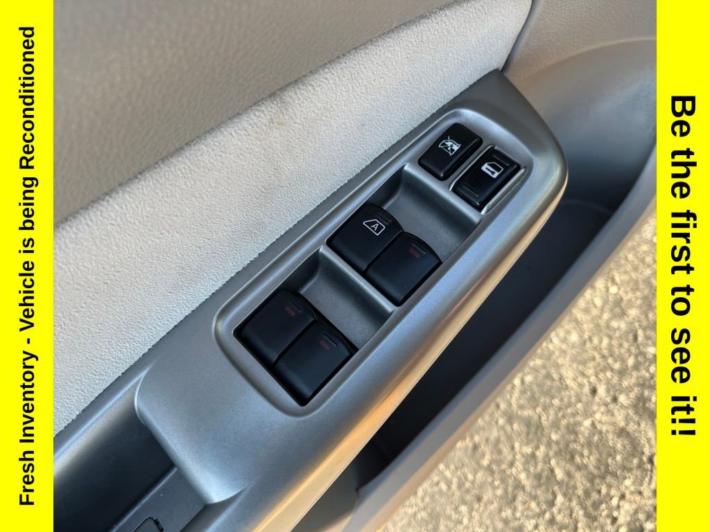 Used 2010 Subaru Forester 2.5X Limited image 11