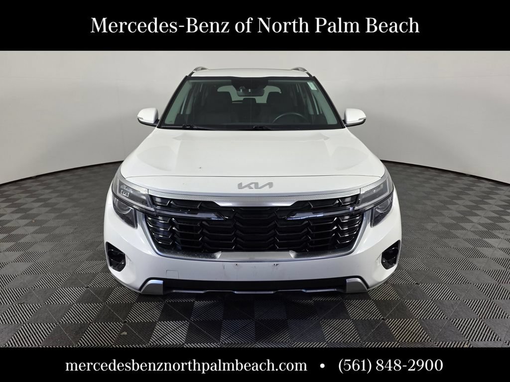 Used 2024 Kia Seltos EX AWD/4WD image 2