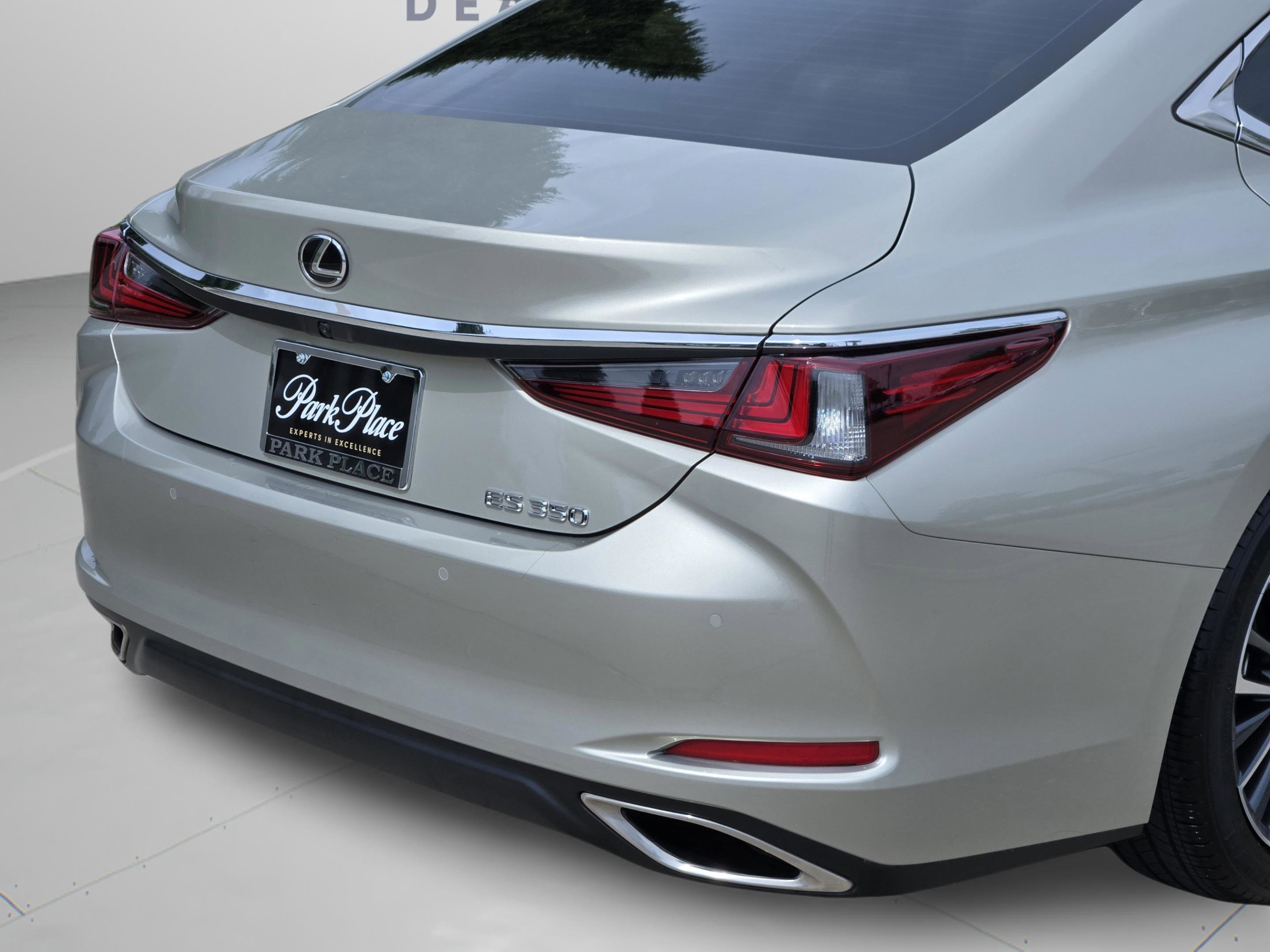 Used 2025 Lexus ES 350 w/ Premium Package FWD image 41