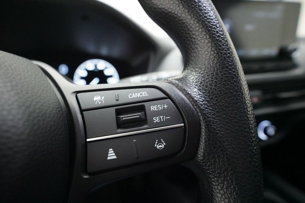 Certified 2024 Honda HR-V LX image 18