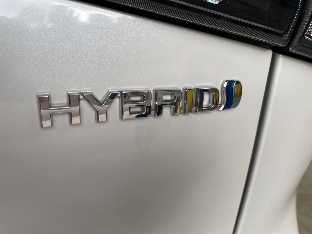 Used 2024 Toyota Highlander Platinum image 12