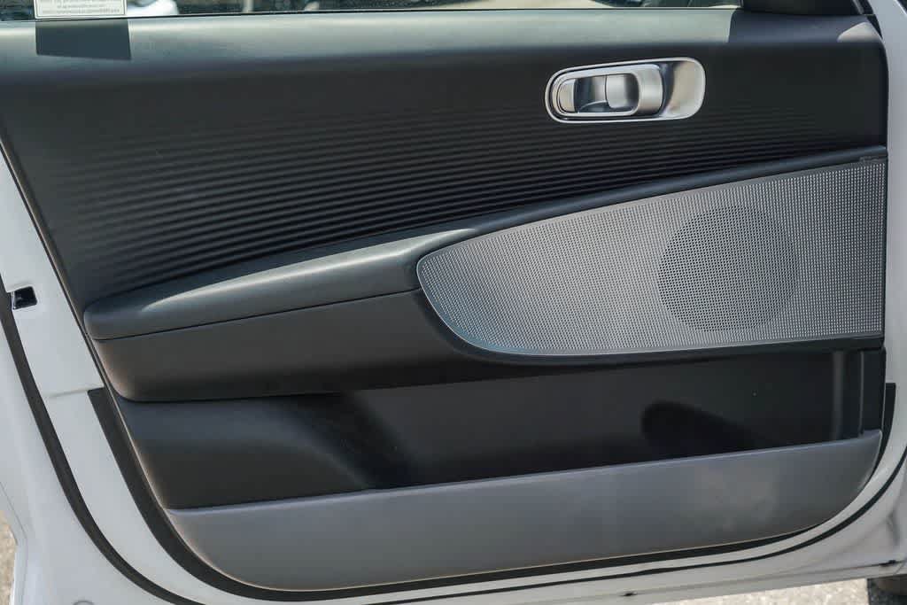 Used 2023 Hyundai Ioniq 6 SEL RWD image 19