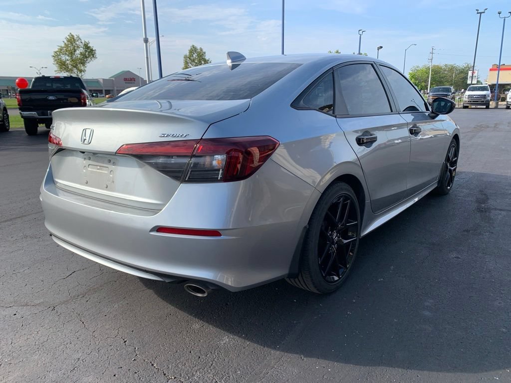 Used 2025 Honda Civic Sport image 3