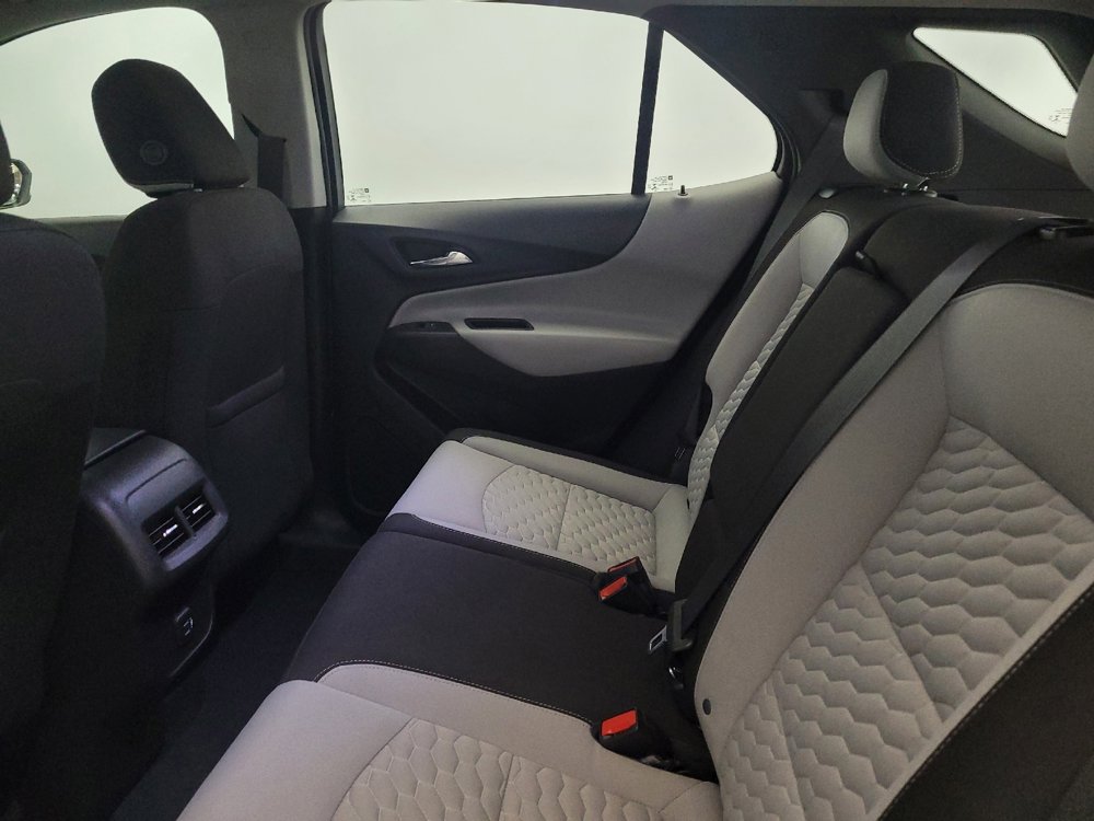 Used 2021 Chevrolet Equinox LS AWD/4WD image 18