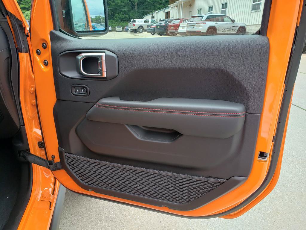 New 2026 Jeep Wrangler Unlimited Rubicon AWD/4WD image 21